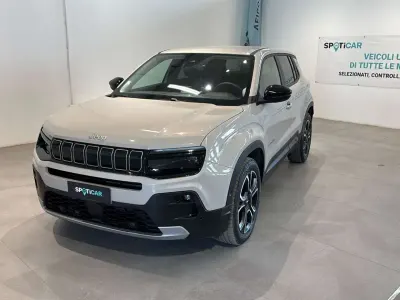 Usata Jeep Avenger Summit 101 CV (74 kW) 2025 Beige SUV