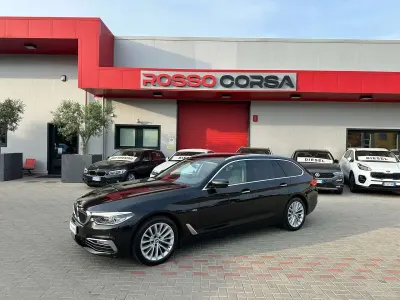Usata BMW 520 Luxury Line 190 CV (139 kW) 2019 Nero Station wagon