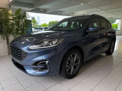 Usata Ford Kuga ST-Line 120 CV (88 kW) 2024 Blu/azzurro(met.) SUV