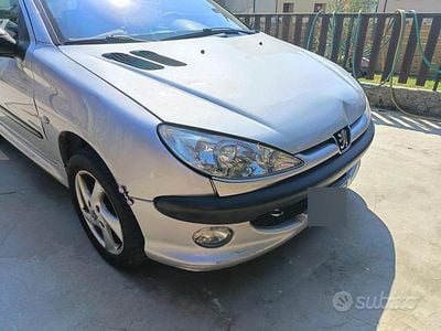 Usata Peugeot 206 2001 Berlina