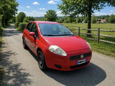Usata Fiat Grande Punto 77 CV (56 kW) 2007 Utilitaria