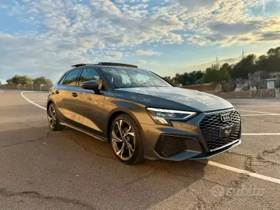Usata Audi A3 S-Line 116 CV (85 kW) 2023 Grigio Berlina