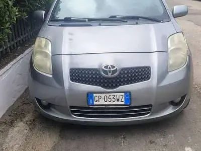 Usata Toyota Yaris