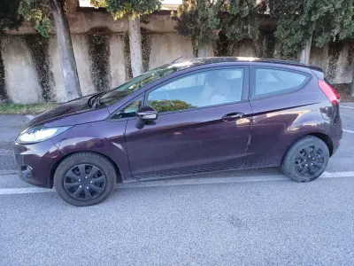 Usata Ford Fiesta 68 CV (50 kW) 2010 Berlina