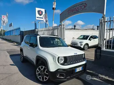 Usata Jeep Renegade Limited 140 CV (102 kW) 2015 Bianco SUV