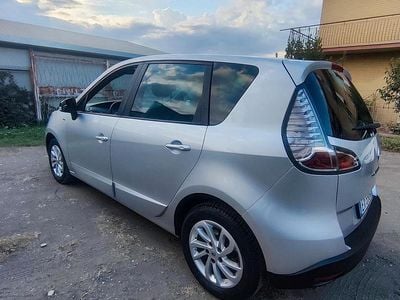 Usata Renault Scénic III LIMITED 110 CV (80 kW) 2015 Grigio Monovolume