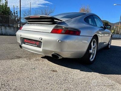 Usata Porsche 996 301 CV (221 kW) 1999 Grigio Coupé