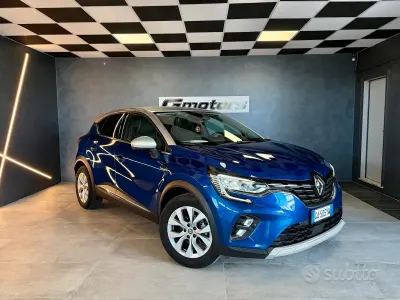 Gebraucht Renault Captur Intens 101 PS (74 kW) 2020 Blau SUV
