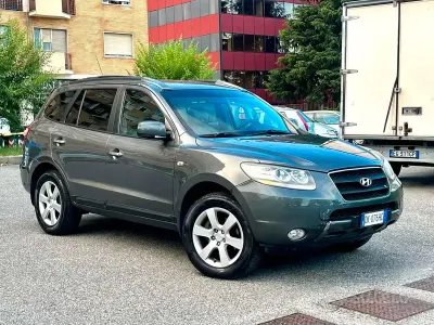 Usata Hyundai Santa Fe 155 CV (114 kW) 2007 Grigio SUV