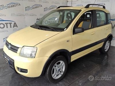 Usata Fiat Panda 4x4 Climbing 2006 Giallo Utilitaria