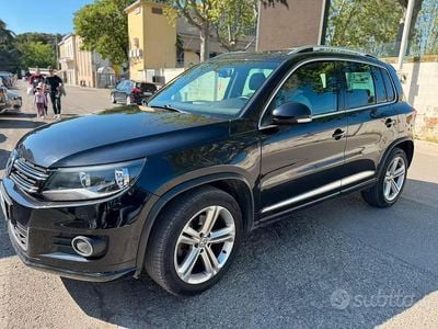 Usata VW Tiguan R-line 140 CV (102 kW) 2014 Nero SUV