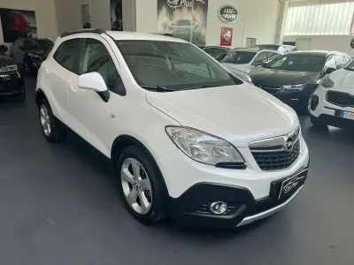 Usata Opel Mokka 140 CV (102 kW) 2014 Bianco SUV
