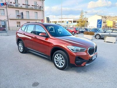 Usata BMW X1 Advantage 116 CV (85 kW) 2020 Arancione SUV