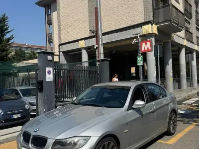 Usata BMW 320 M Sport 177 CV (130 kW) 2009 Grigio Berlina