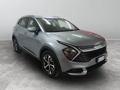 Usata Kia Sportage Style 150 CV (110 kW) 2022 Lunar silver SUV