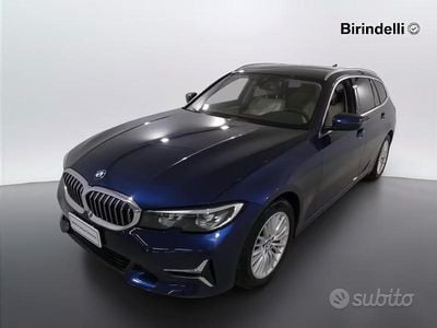 Usata BMW 320e Luxury Line 190 CV (139 kW) 2020 Blu Station wagon