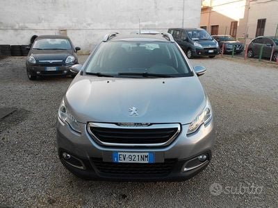 Usata Peugeot 2008 Active 68 CV (50 kW) 2015 Grigio SUV