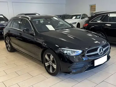 Usata Mercedes C200 Advanced 163 CV (119 kW) 2025 Nero Station wagon