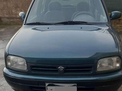 Usata Nissan Micra 75 CV (55 kW) 1994 Verde Berlina