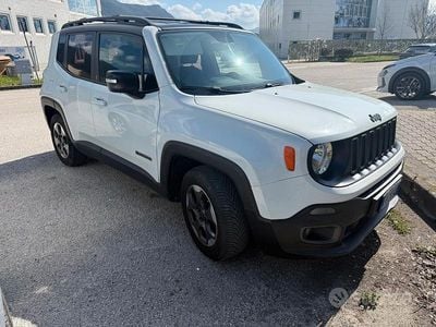 Usata Jeep Renegade Longitude 120 CV (88 kW) 2015 Bianco SUV