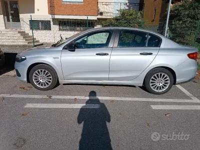 Usata Fiat Tipo 76 CV (55 kW) 2019 Grigio Berlina