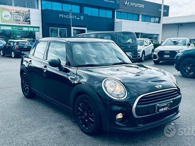 Usata Mini One D Business 95 CV (69 kW) 2017 Nero Utilitaria