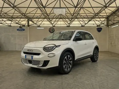 Usata Fiat 600 Pop 145 CV (106 kW) 2025 Bianco SUV