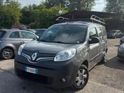 Usata Renault Kangoo 90 CV (66 kW) 2019 Grigio Monovolume