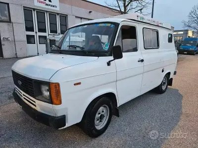 Usata Ford Transit 1981 Bianco Furgone