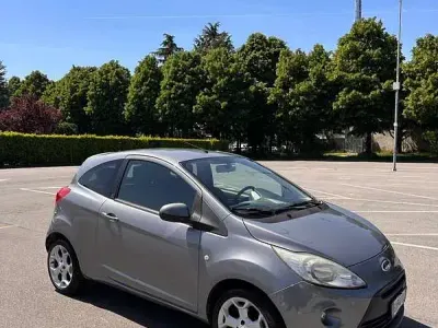 Usata Ford Ka Titanium 69 CV (50 kW) 2010 Utilitaria