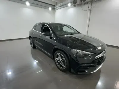 Usata Mercedes GLA200 AMG line 150 CV (110 kW) 2025 Nero SUV