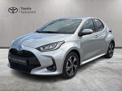 Nuova Toyota Yaris Hybrid Trend 116 CV (85 kW) 2026 Grigio Berlina
