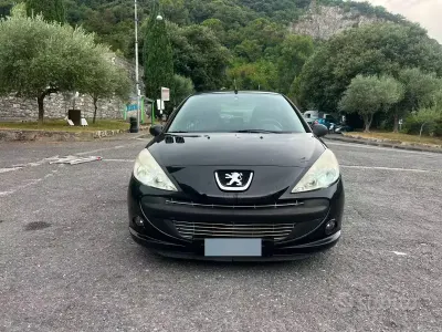 Usata Peugeot 206+ 68 CV (50 kW) 2009 Nero Utilitaria