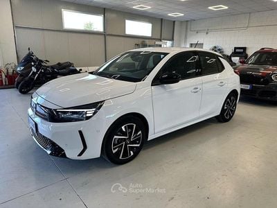 Usata Opel Corsa 101 CV (74 kW) 2025 Bianco Utilitaria