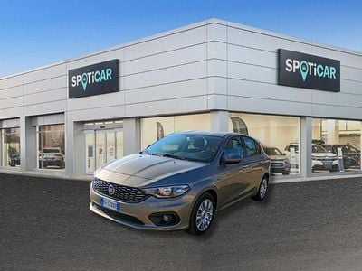 Usata Fiat Tipo Lounge 120 CV (88 kW) 2016 Beige Berlina