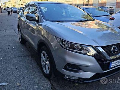 Usata Nissan Qashqai 140 CV (102 kW) 2020 Grigio metallizzato SUV