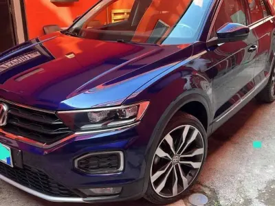 Usata VW T-Roc Advance 116 CV (85 kW) 2019 Blu/azzurro SUV