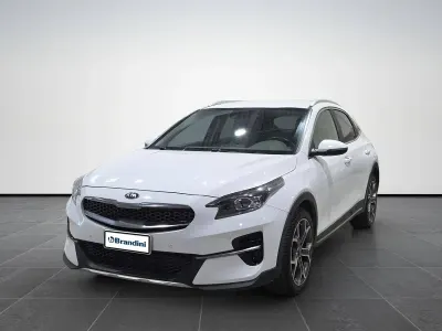 Usata Kia XCeed Style 136 CV (100 kW) 2021 Bianco SUV