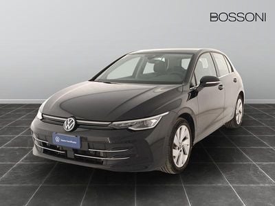 Usata VW Golf VIII Life 115 CV (84 kW) 2025 Grigio Berlina