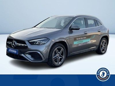 Usata Mercedes GLA200 AMG line 150 CV (110 kW) 2025 Grigio SUV