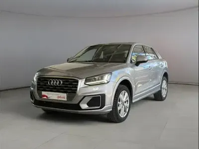 Käytetty Audi Q2 Business 150 HP (110 kW) 2017 Hopea Katumaasturi