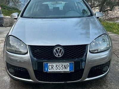 Usata VW Golf IV Sportline 140 CV (102 kW) 2004 Grigio Berlina