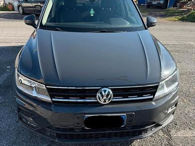 Usata VW Tiguan Business 116 CV (85 kW) 2018 Grigio SUV
