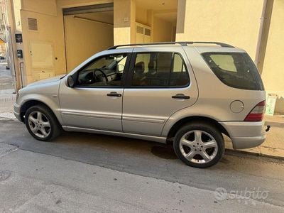 Mercedes ML270