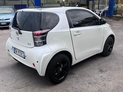 Usata Toyota iQ 68 CV (50 kW) 2009 Utilitaria