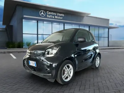 Usata Smart ForTwo Electric Drive Pure 41 kW (56 CV) 2021 Bodypanels in black Coupé