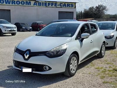 Usata Renault Clio IV 75 CV (55 kW) 2014 Bianco Berlina