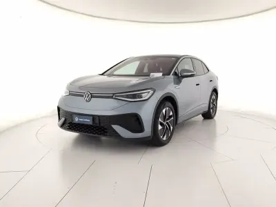 Usata VW ID.5 Pro Performance 150 kW (204 CV) 2022 Stonewashed blue metallizzato nero SUV