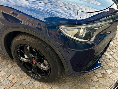 Usata Alfa Romeo Stelvio 180 CV (132 kW) 2018 Blu SUV