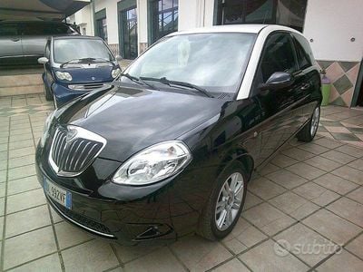 Usata Lancia Ypsilon 105 CV (77 kW) 2008 Nero Utilitaria